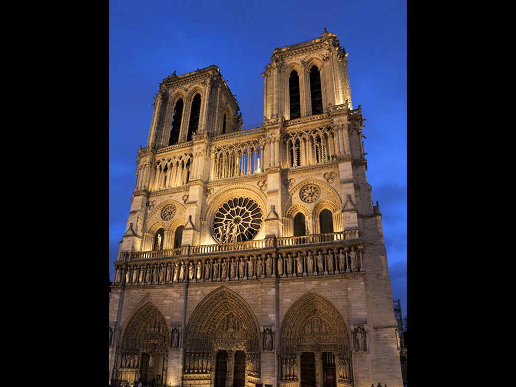 . La Cathédrale de Notre Dame .